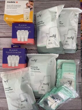 700+ pcs Breastmilk Storage Bags Medela, Motif & Lansinoh Bundle - NEW BUNDLE